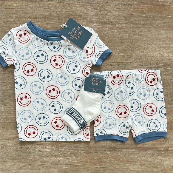 Tres Beau et Belle Bamboo Americana Smiley Short Pajama Set 12 18 24 months 4T - Picture 1 of 7
